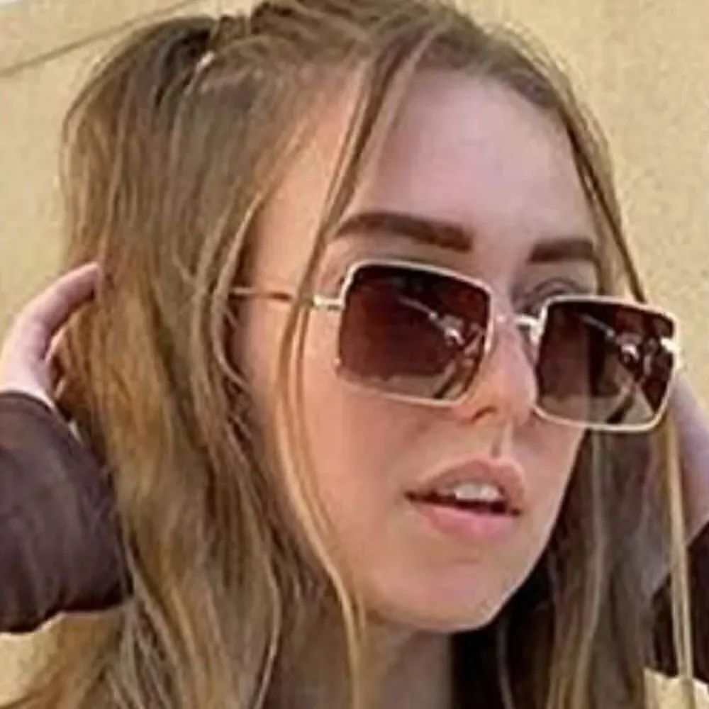 Trendy Thin Rectangle Frame Sunglasses